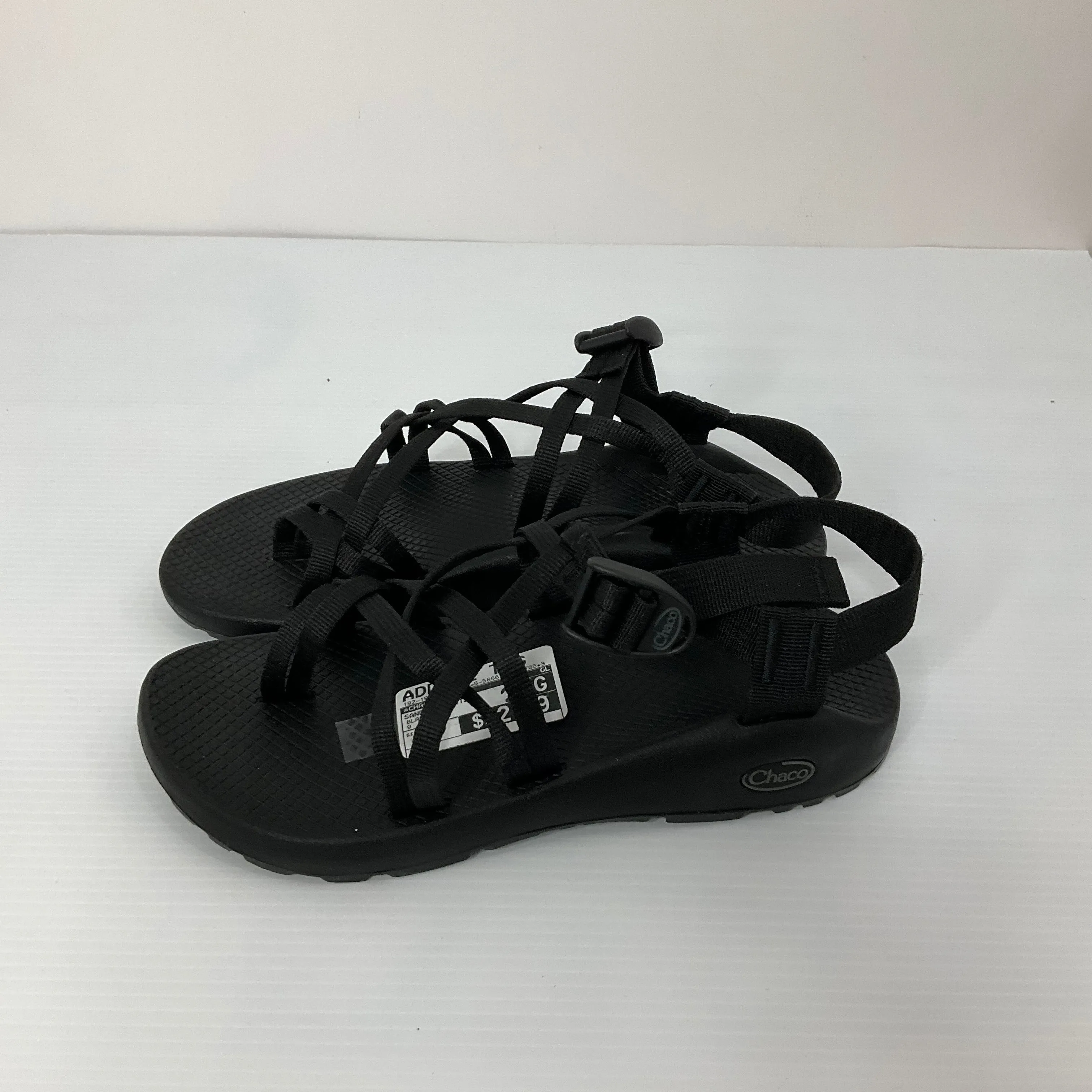 Black Sandals Flats Chacos, Size 9