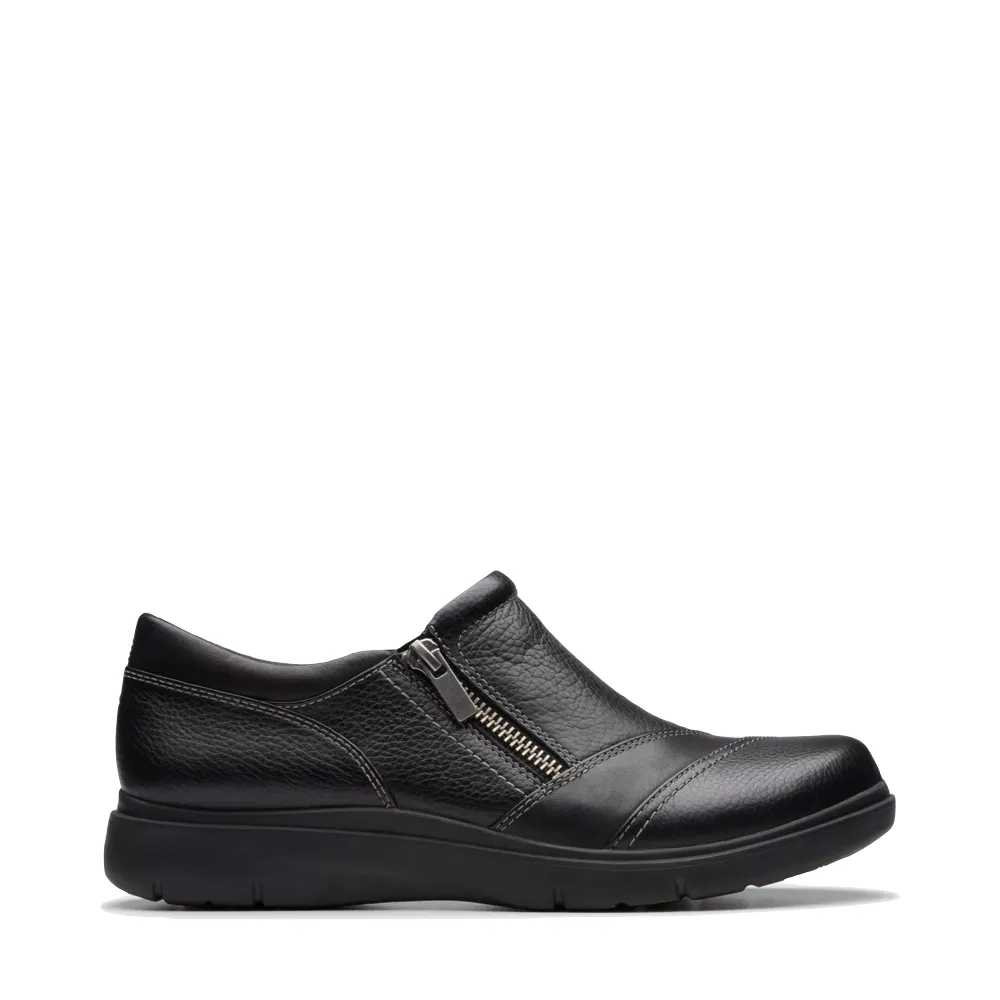 Clarks Women's Certina Pure Leather Side Zip Slip On in Black