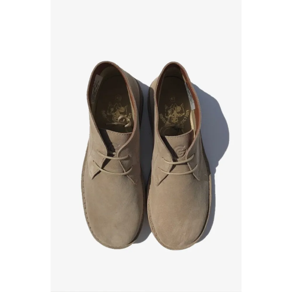 Delicious Junction - Crowley Beige - Suede Desert Boot