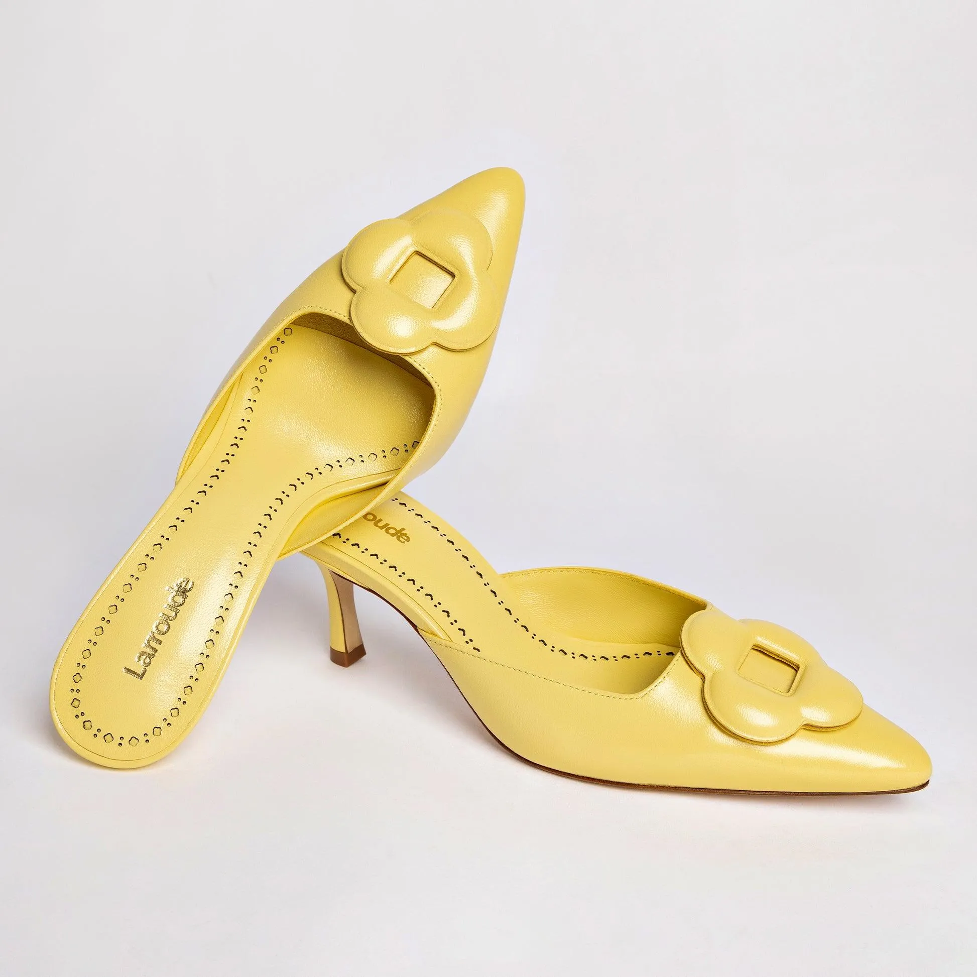 Flora Pump In Lemonade Leather