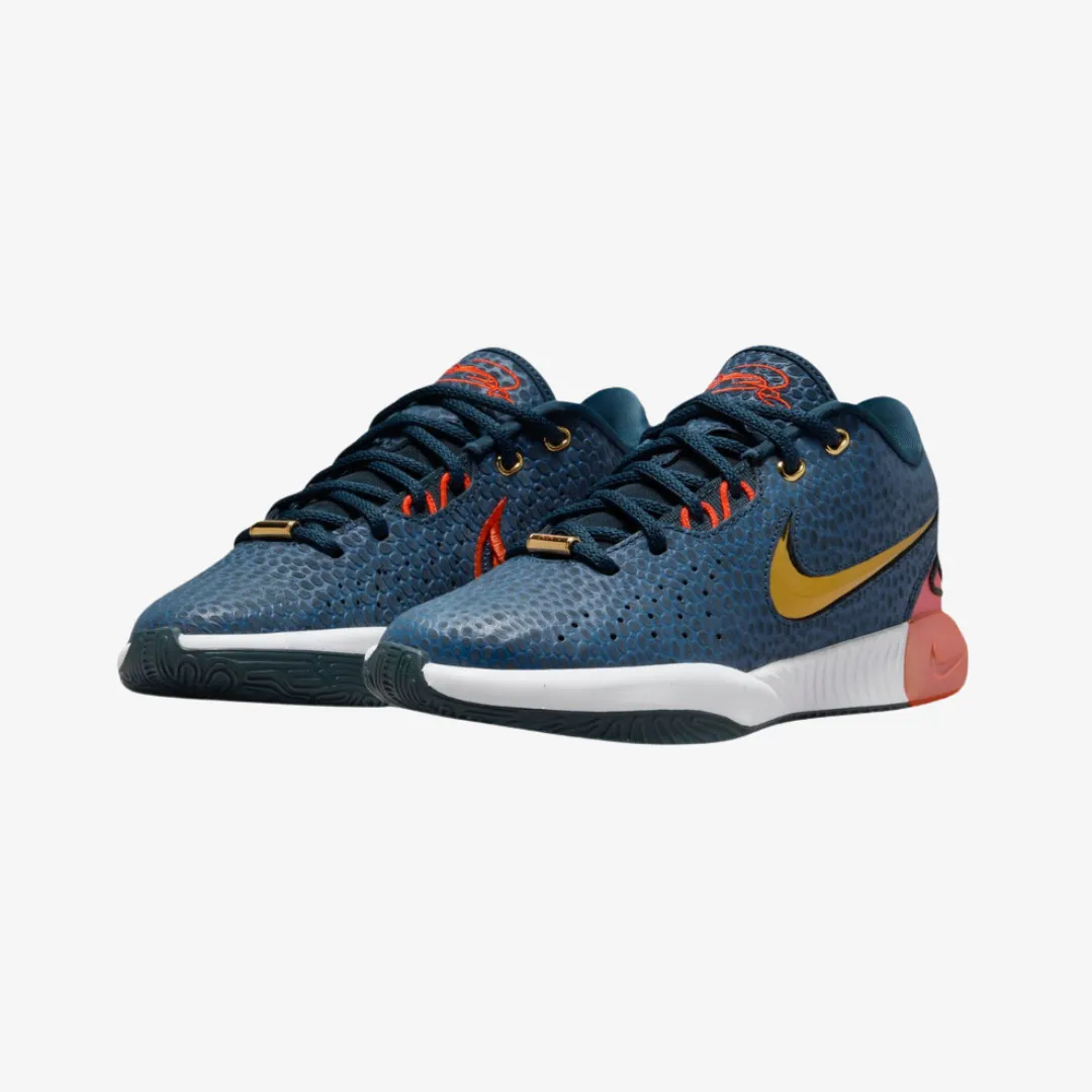 gradeschool nike lebron xxi se (navy/gold)