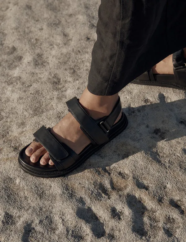 La Tribe Isla Sandal - Black