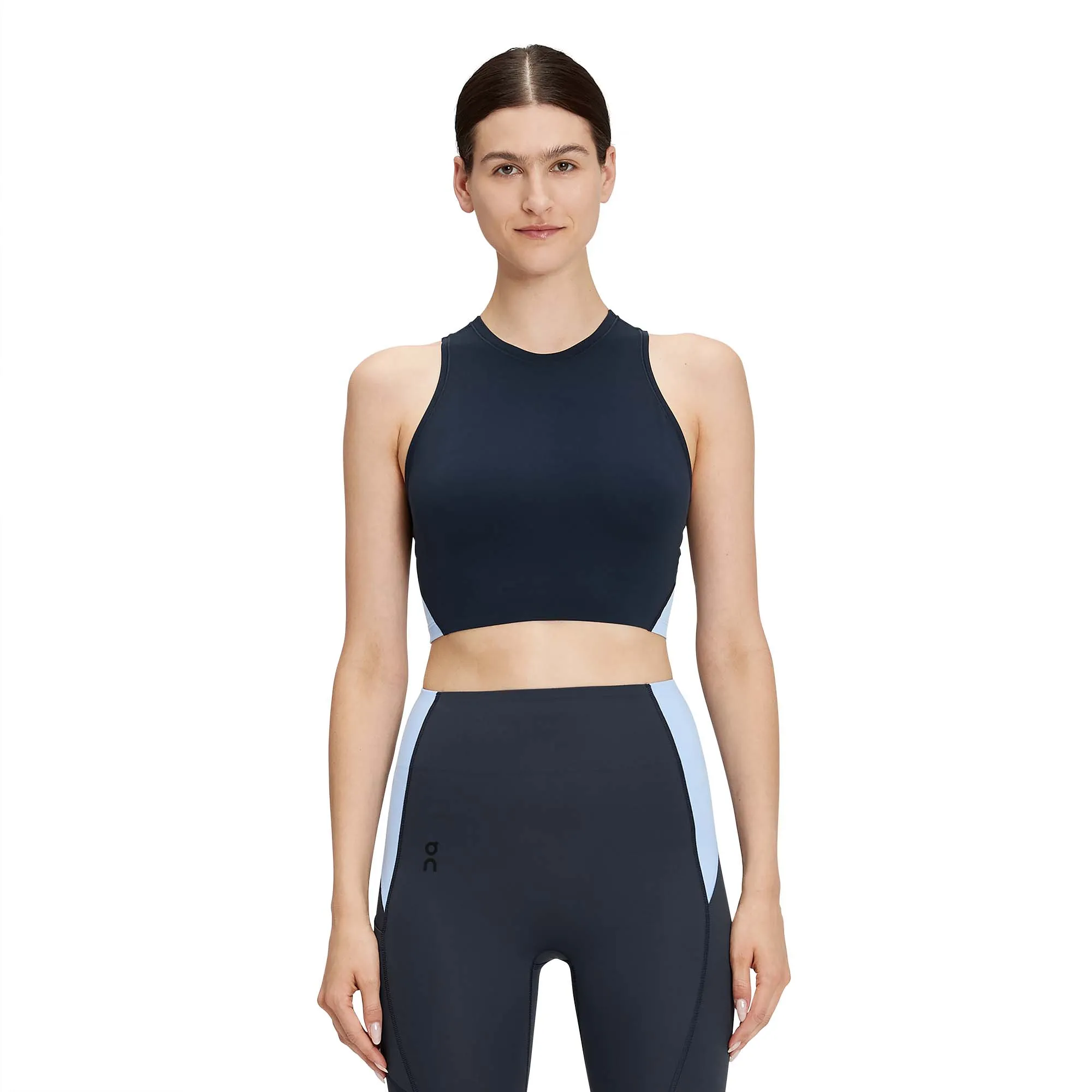 On | Women's Movement Crop - Navy