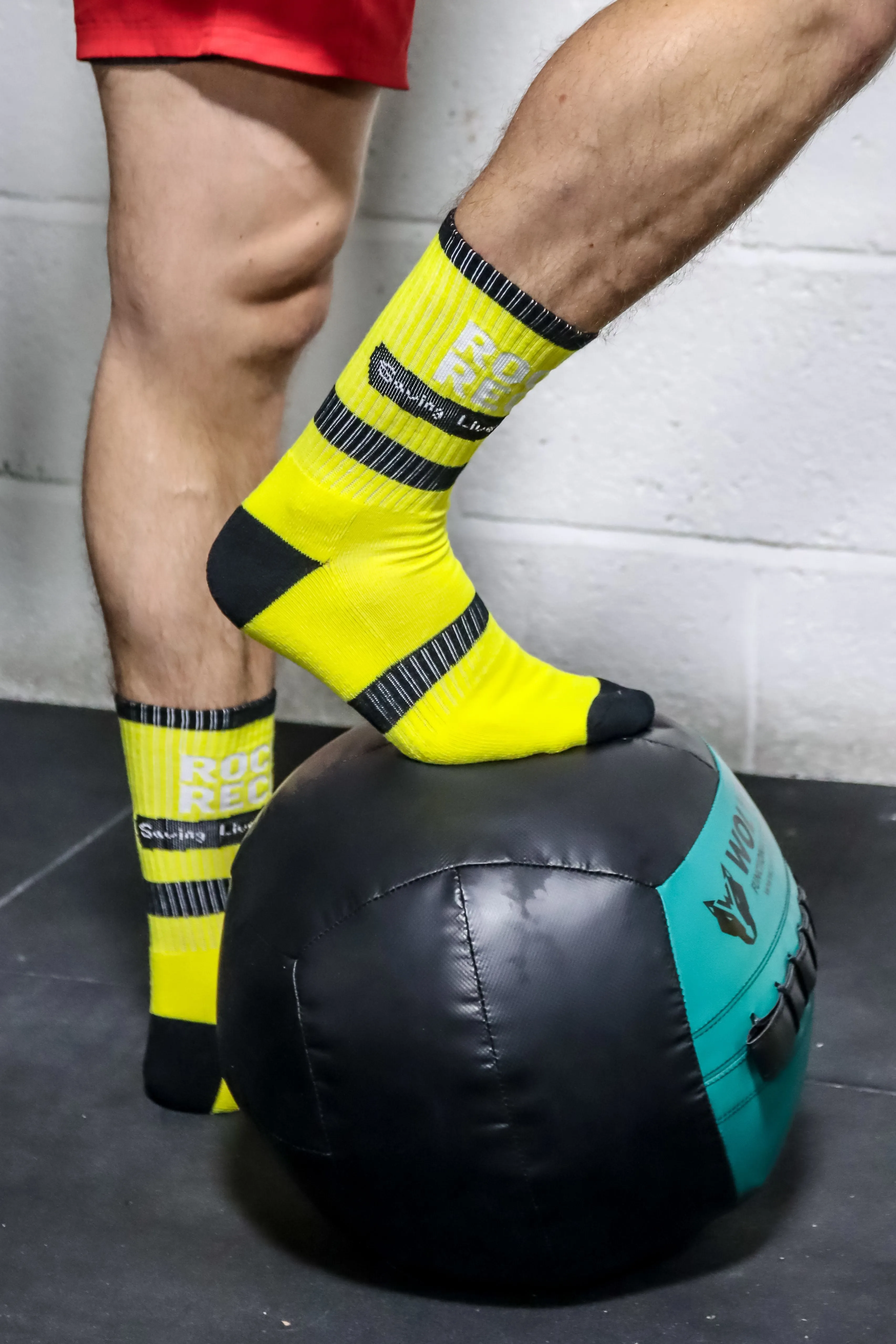 Rock2Recovery Unisex Socks - Yellow/Black